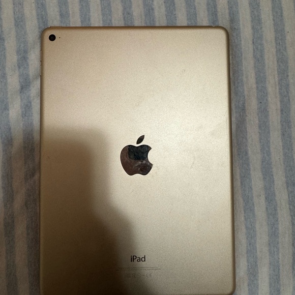 Apple iPad Air 2 - Picture 2 of 2